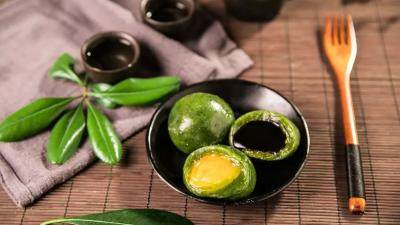 小長(zhǎng)假探店，美團(tuán)小白盒成了餐飲商圈的“靚點(diǎn)”