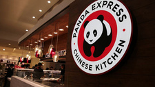 为打败年营业额10亿的熊猫快餐，占领在美亚洲市场 这些餐企都做了啥？