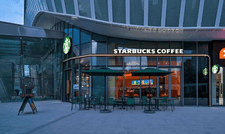 全球业绩终于回暖,博裕资本或成星巴克中国最终“买家”