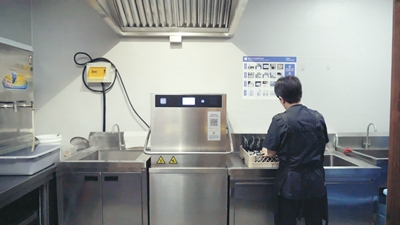 厨芯科技携手600+餐饮门店共筑食品卫生安全长城，首届餐具清洁技能大赛圆满落幕
