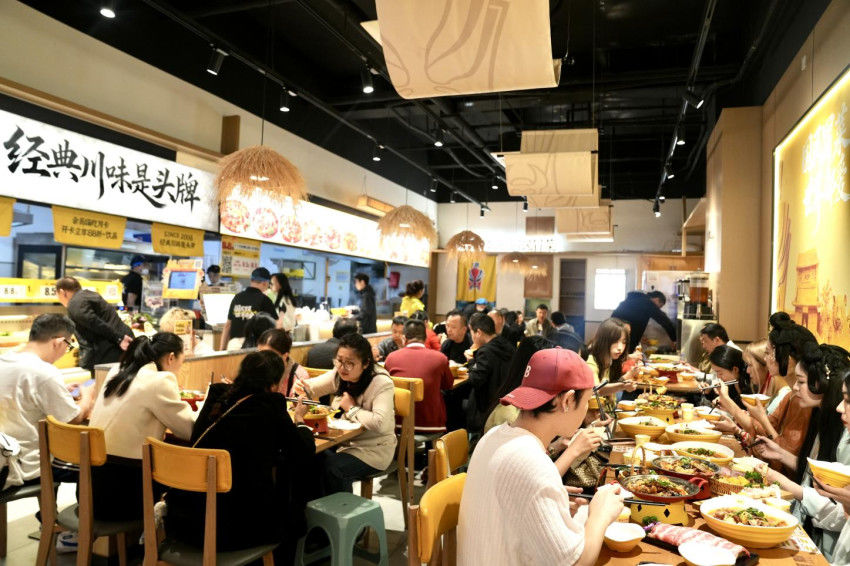 千亿冒菜赛道突围！三顾冒菜5.0升级，非遗赋能走向世界