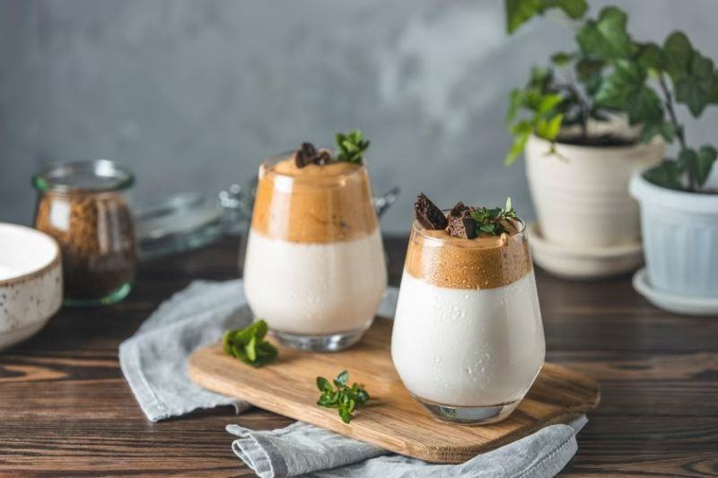 9月現制茶飲：開店4983間、關店2641間