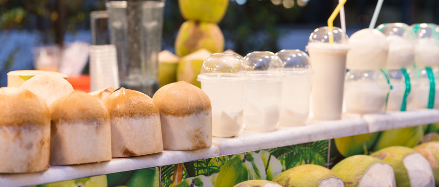 在影城里賣椰子水，真的是門好生意嗎？