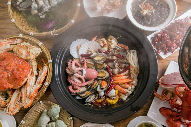 三亚市海鲜餐饮协会倡议对海鲜限价，秘书长：今年进货价昂贵，“我们也受不了了”