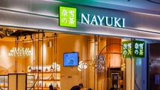 奈雪入股AOKKA咖啡，这届餐饮品牌为何偏爱投资“同行”？