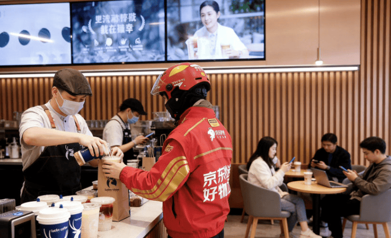 京东外卖“双百计划”升级三大举措，已助力近400家餐饮品牌订单量破百万