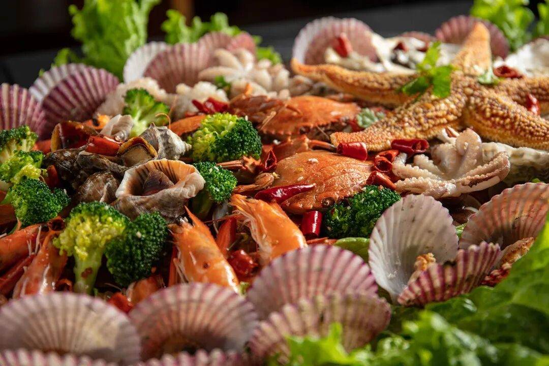 三亞出臺(tái)海鮮禁令；紅星冷鏈預(yù)計(jì)于1月13日上市