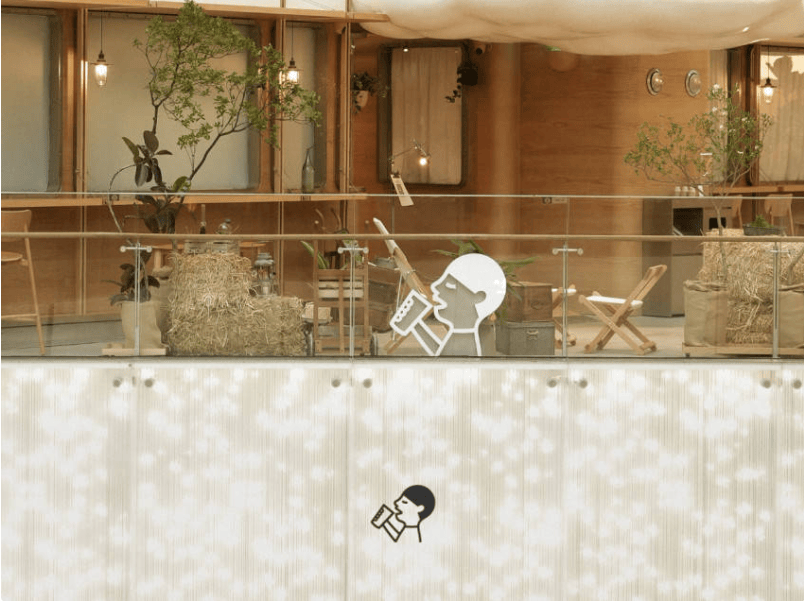 ?喜茶以全國(guó)首家蛋糕實(shí)驗(yàn)室回歸深圳萬(wàn)象天地，靈感新店「云上」正式亮相