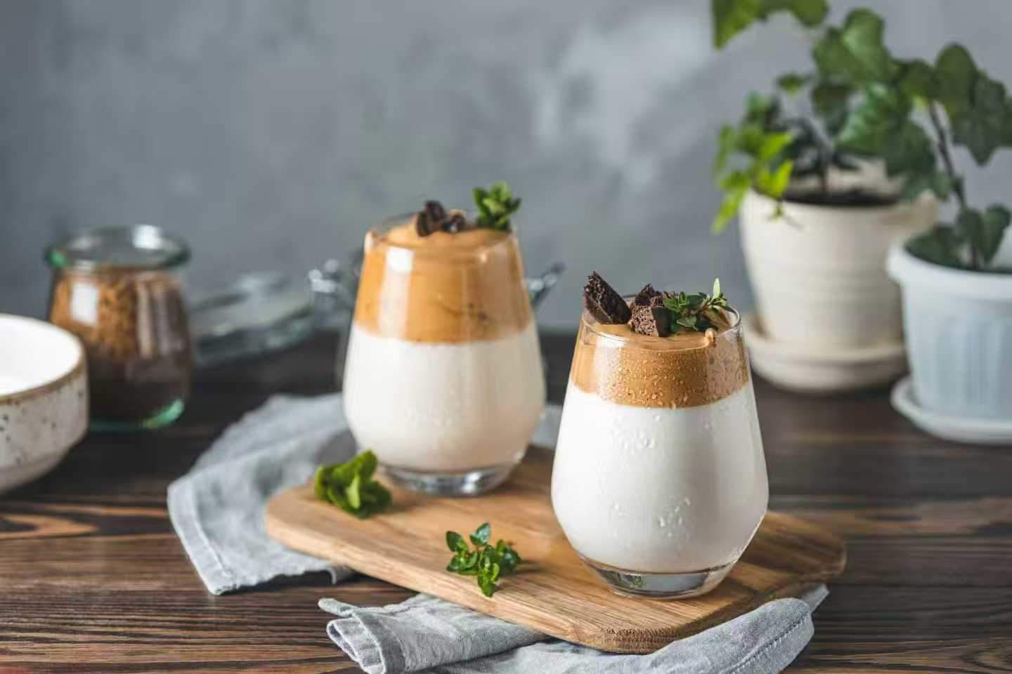 ﻿奶茶界“白月光”集体返场！新茶饮改打怀旧牌？