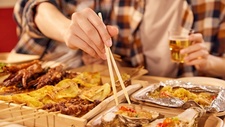 上海餐饮消费已恢复超八成 ，“首店经济”增加行业信心