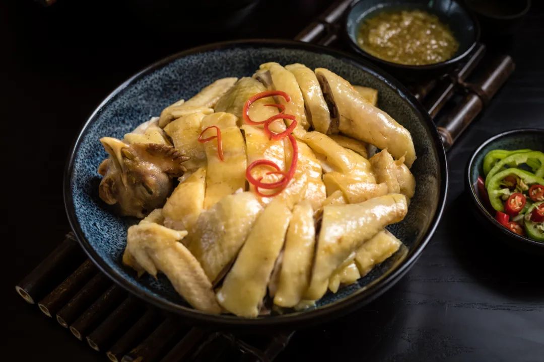 700+门店、20+亿年收入，山东走出一家“穷鬼食堂”