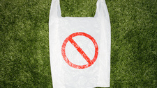 因使用不可降解塑料袋打包，北京一烤肉店被罚6万元！