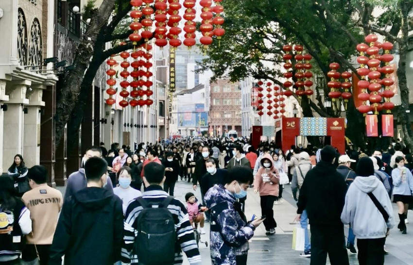 五一餐饮消费预订火爆，多地开启“宠客模式”