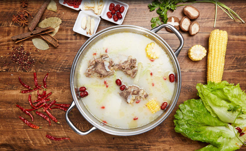 底料合规与风味细分，2026火锅行业出海的供应链新命题