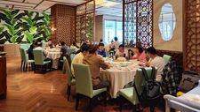 2025餐飲中場戰(zhàn)事：外賣激戰(zhàn)、性價比稱王、老字號承壓