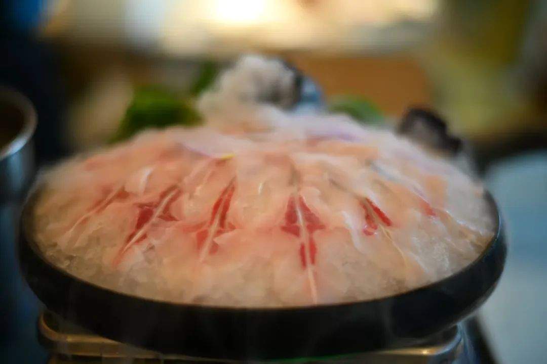 太二酸菜魚啟動透明菜單；鮑師傅開出北美首店