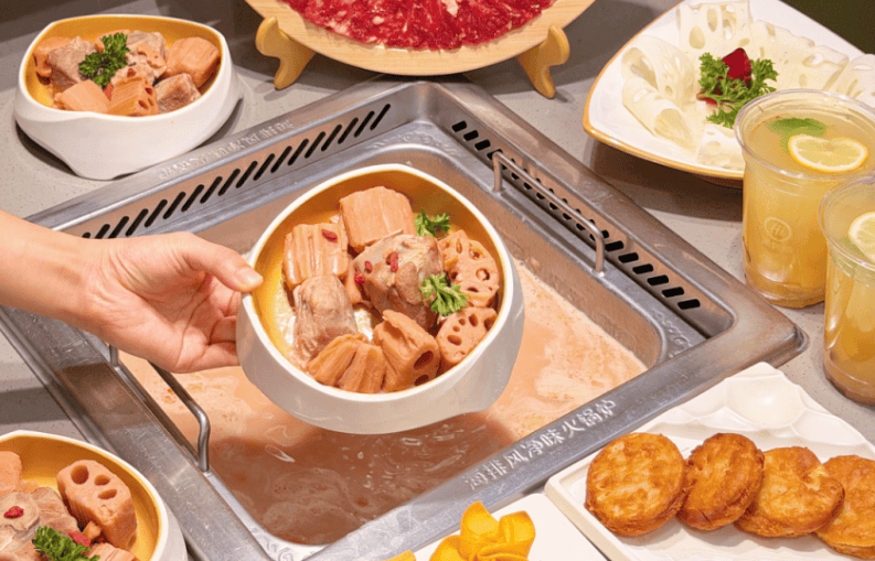 星巴克正式否认收购Chipotle；墨茉点心局开出首家湘式料理面包店