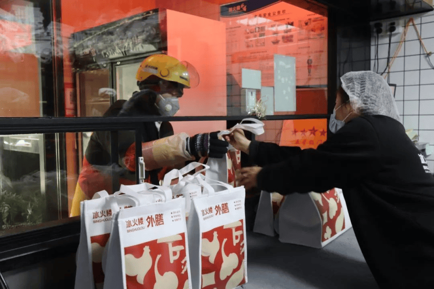 美團外賣抵制低價內卷再出“狠招”，弱化優惠標簽展示、設置營銷超支預警