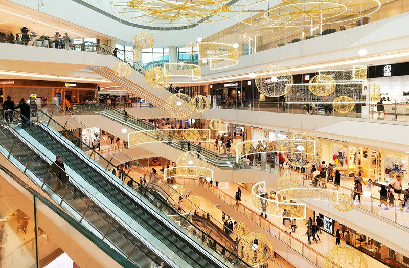Q1标杆商场调了5600+店，五大业态均在收缩……