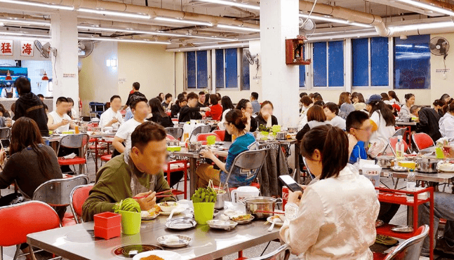 朱富贵做外卖，困境下的自救？