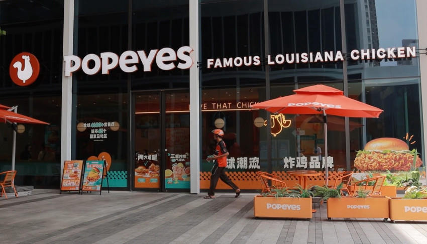 Popeyes联合淘宝闪购加速品牌战略合作，首次在中国探索AI分析和小店模型