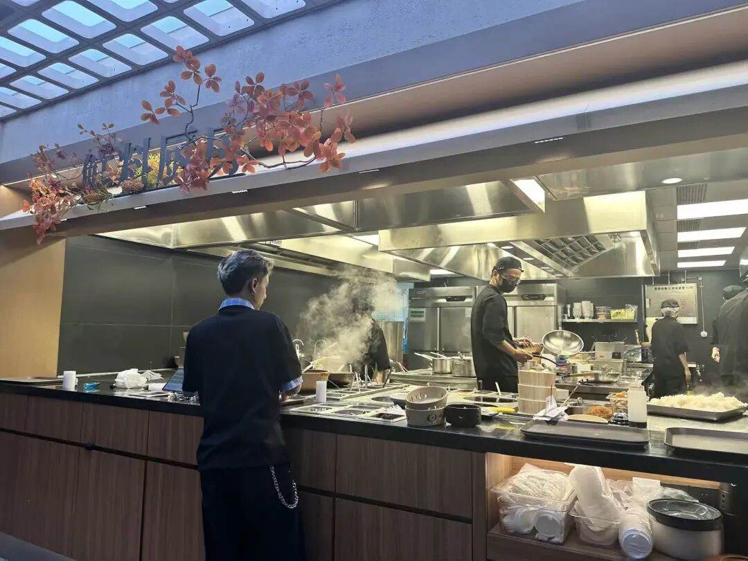 同店销售猛涨！太二的“鲜活爆改”还在继续