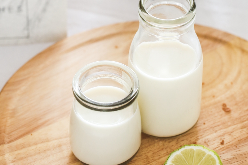 网红奶吧食品安全存疑 “放心奶”系三无产品